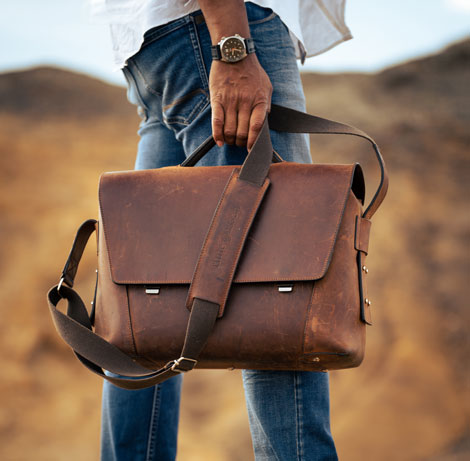 Serviette cuir solide pour homme.